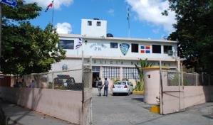 Menor de 16 años muere tras caer mientras intentaba huir de la presencia policial en Higüey