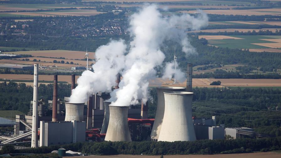 Canadá dice dejará de usar carbón para electricidad Canadá dice dejará de usar carbón para electricidad