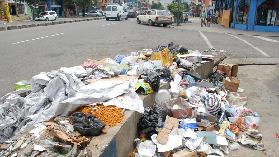 Distrito Nacional suma más sectores a la recolección nocturna de basura