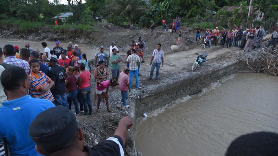 Exigen reparación de dos puentes afectados por las lluvias en Navarrete  