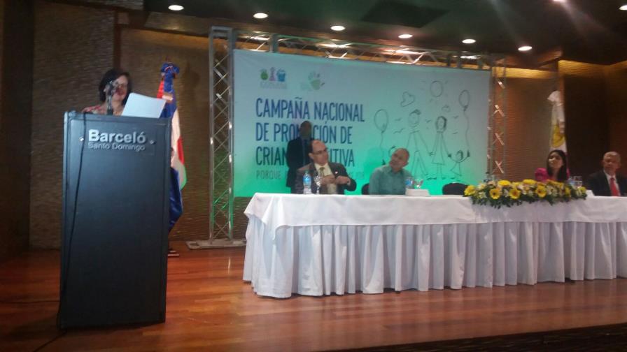 Conani certifica a más de 200 familias en “Crianza Positiva” Conani certifica a más de 200 familias en “Crianza Positiva”