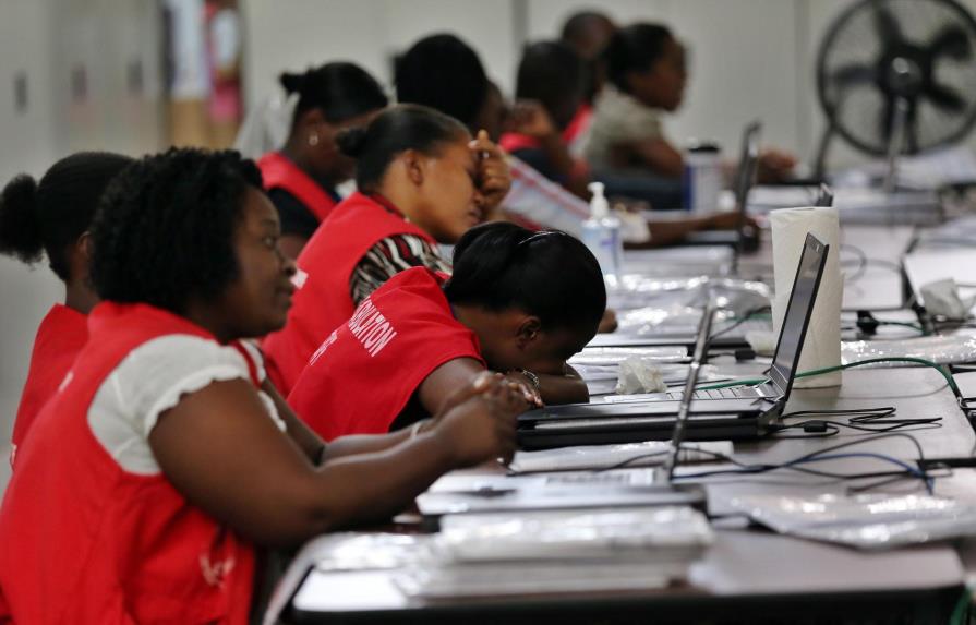 La UE pide a Haití que complete el recuento de votos con “transparencia”
