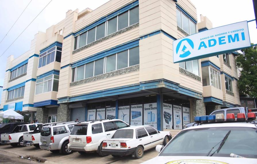 Banco Ademi inicia feria de préstamos para mejorar viviendas a sus clientes
