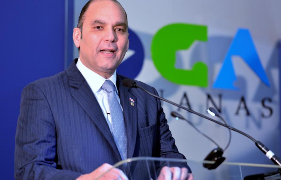 Director proclama nueva era de modernidad en Aduanas 