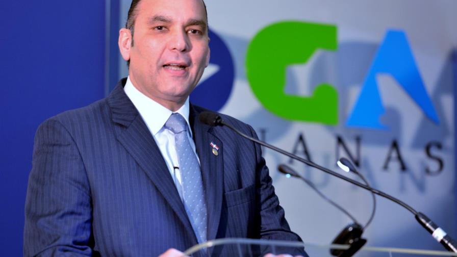 Director proclama nueva era de modernidad en Aduanas 