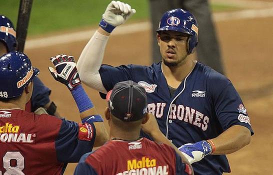 José Amador lidera a Hermosillo en 4to triunfo en fila en México José Amador lidera a Hermosillo en 4to triunfo en fila en México