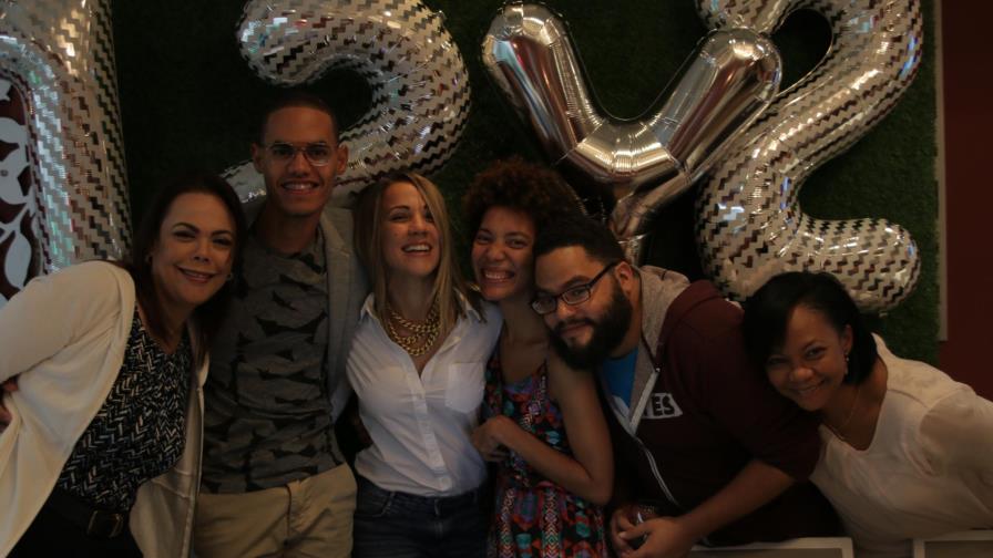 Ocho años del programa “12/2” de Sergio y Karina