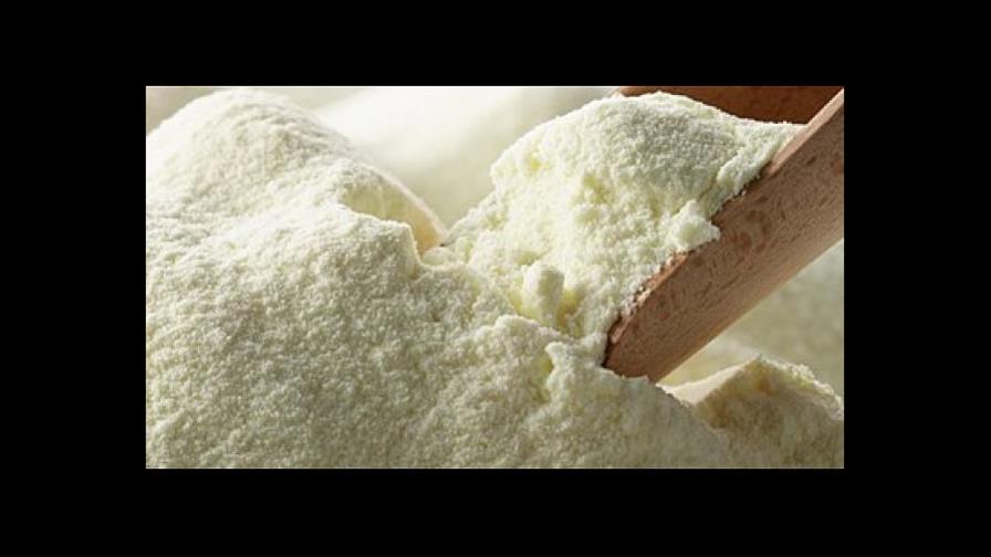 Comerciantes piden a Pro-Consumidor identifique leche que se vende sin serlo Comerciantes piden a Pro-Consumidor identifique leche que se vende sin serlo