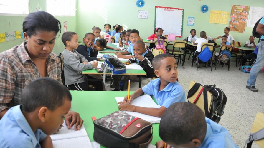 La jornada de tanda extendida se aplicará en todas las escuelas