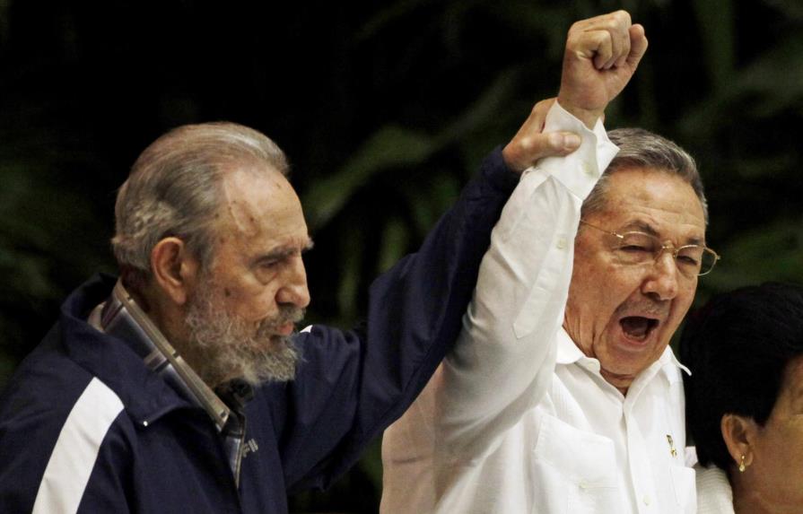 Fidel y Raúl Castro, dos hermanos complementarios