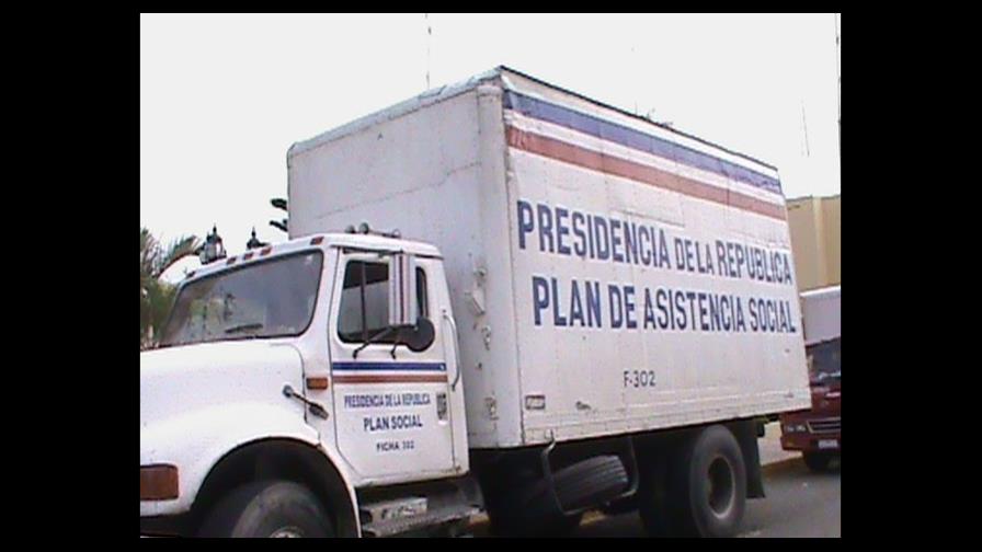 Gobierno auxilia familias afectadas por inundaciones Gobierno auxilia familias afectadas por inundaciones