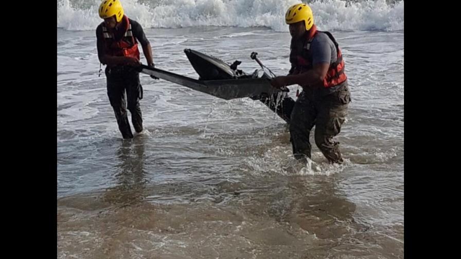 Encuentran restos que aparentan ser de helicóptero desaparecido ayer Encuentran restos que aparentan ser de helicóptero desaparecido ayer
