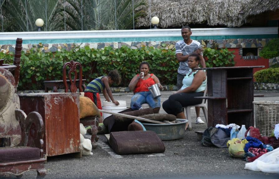 Desplazados aumentan a 19,525; vaticinan que lluvias disminuirán 