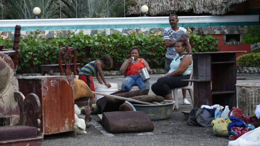 Desplazados aumentan a 19,525; vaticinan que lluvias disminuirán 