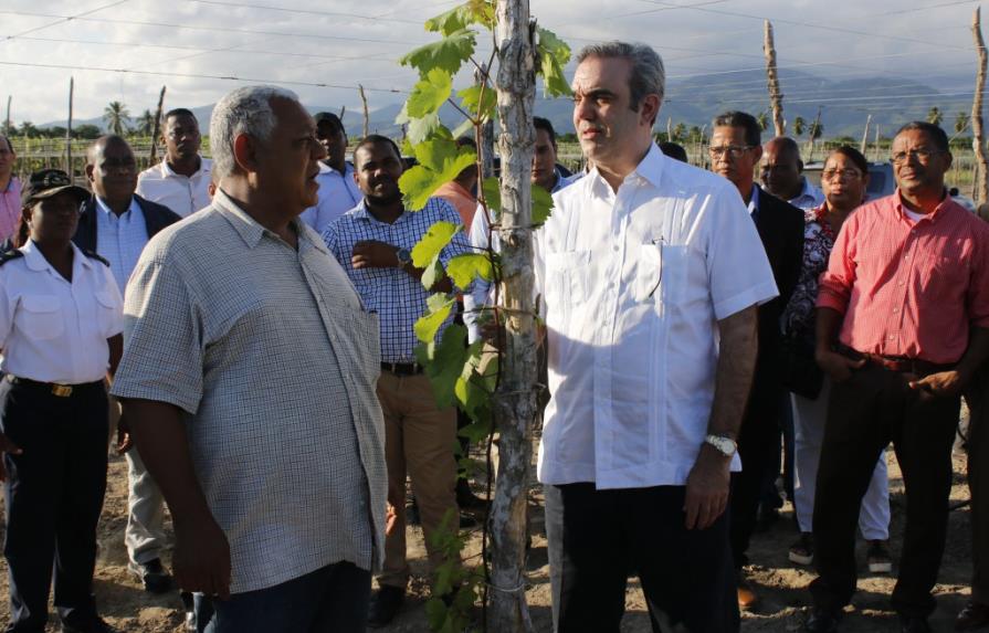 Luis Abinader exige aumento a los ingresos de los ayuntamientos