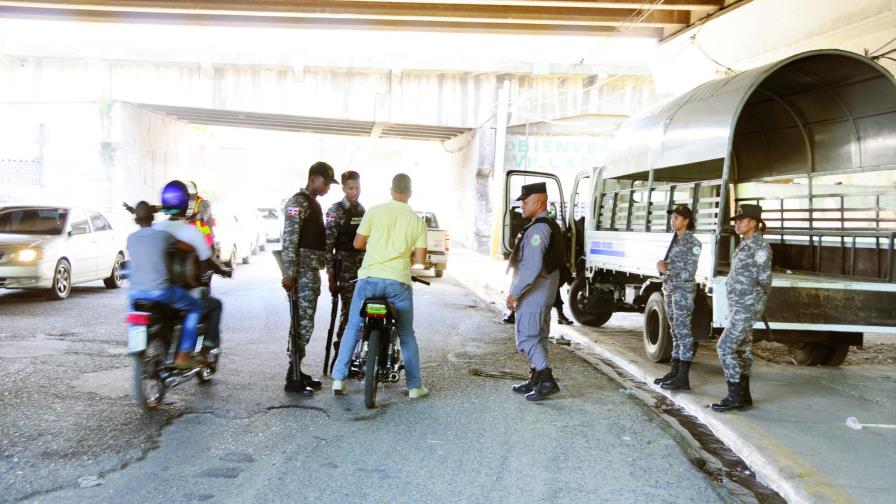  Ministerio de Interior y Policía ha asistido a 43 familias de policías caídos