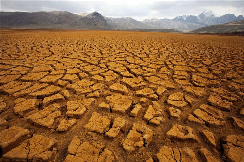 Gobierno declara emergencia hídrica por sequía en Perú