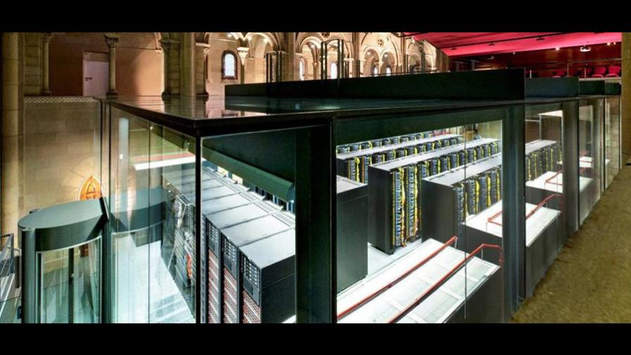 Supercomputador podrá hacer 13,677 mil millones operaciones por segundo Supercomputador podrá hacer 13,677 mil millones operaciones por segundo