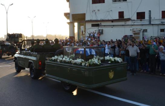 Las cenizas de Fidel emprenden viaje final hasta Santiago de Cuba