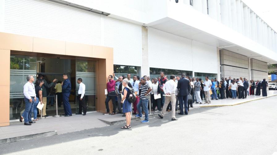 Funcionarios que no declararon bienes quedarían fuera de nómina Funcionarios que no declararon bienes quedarían fuera de nómina