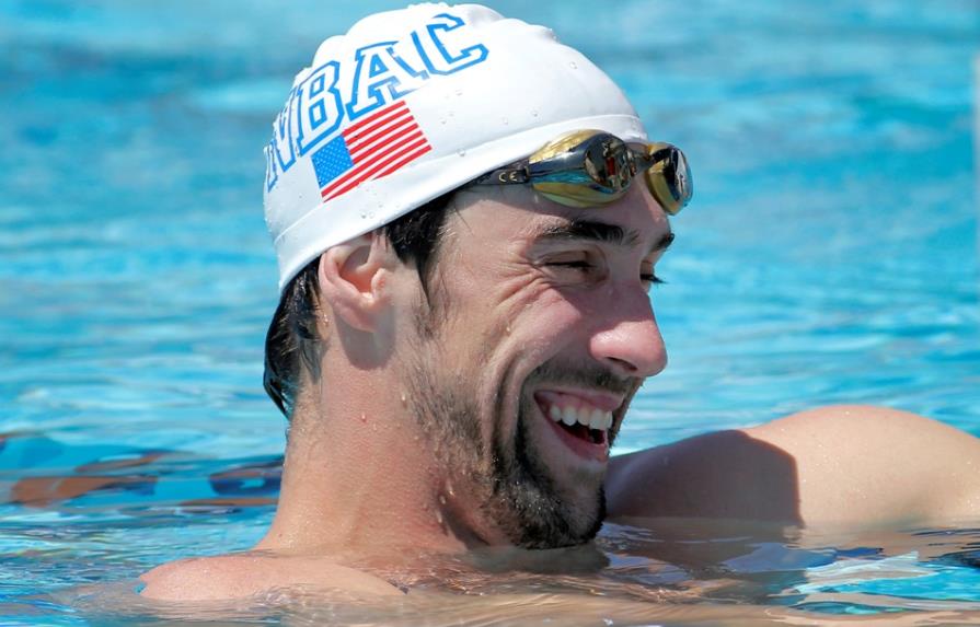 Campeón olímpico Michael Phelps se zambulle en la tecnología 