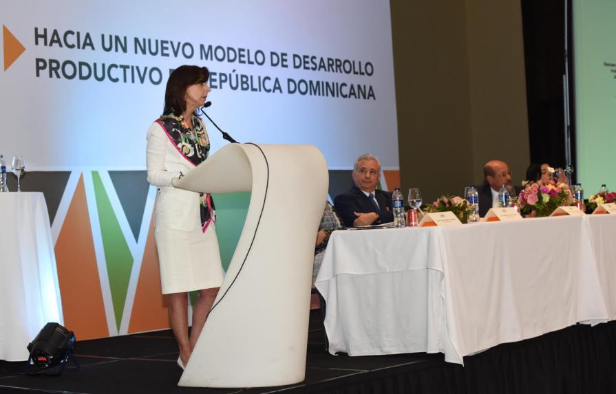 BID considera República Dominicana debería invertir más en capital humano