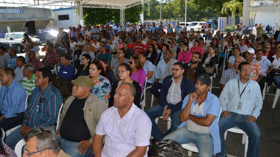 Coraasan entrega doble sueldo a sus empleados