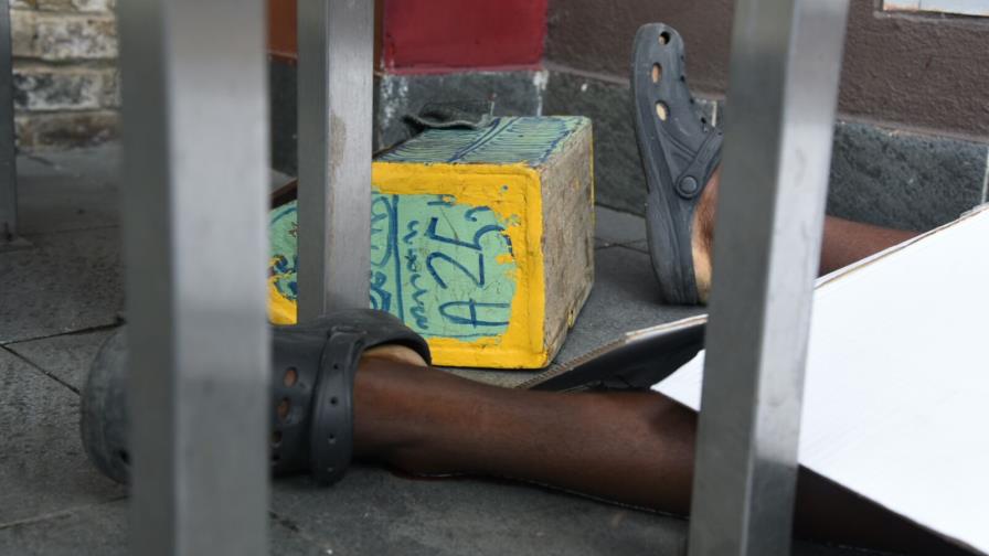 Guardián mata limpiabotas en la avenida Núñez de Cáceres