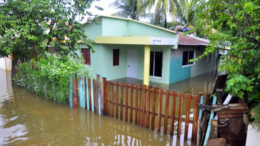 Aún hay más de dos mil desplazados en Montecristi