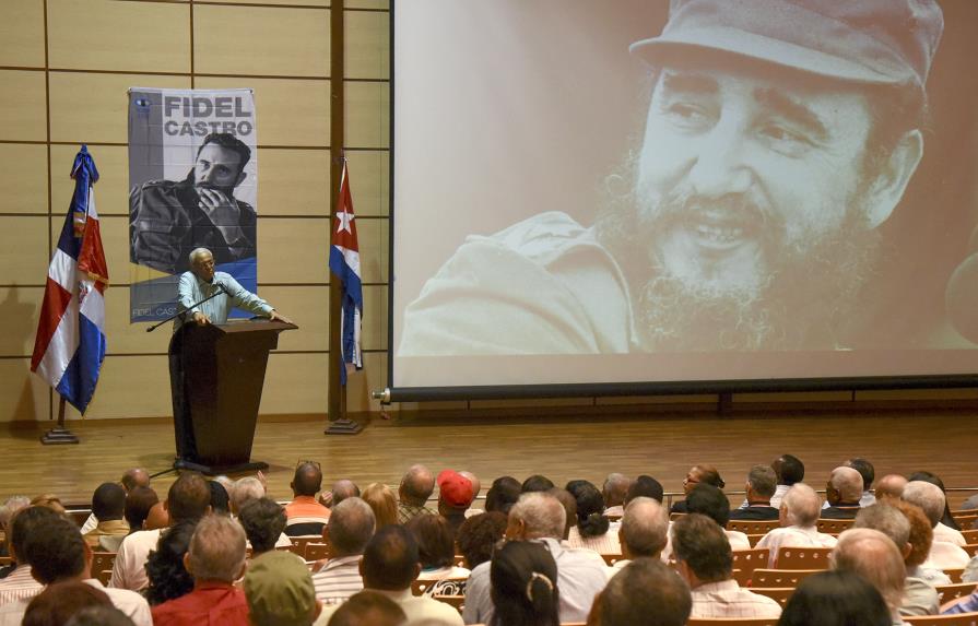 Realizan en RD homenaje   póstumo a Fidel Castro