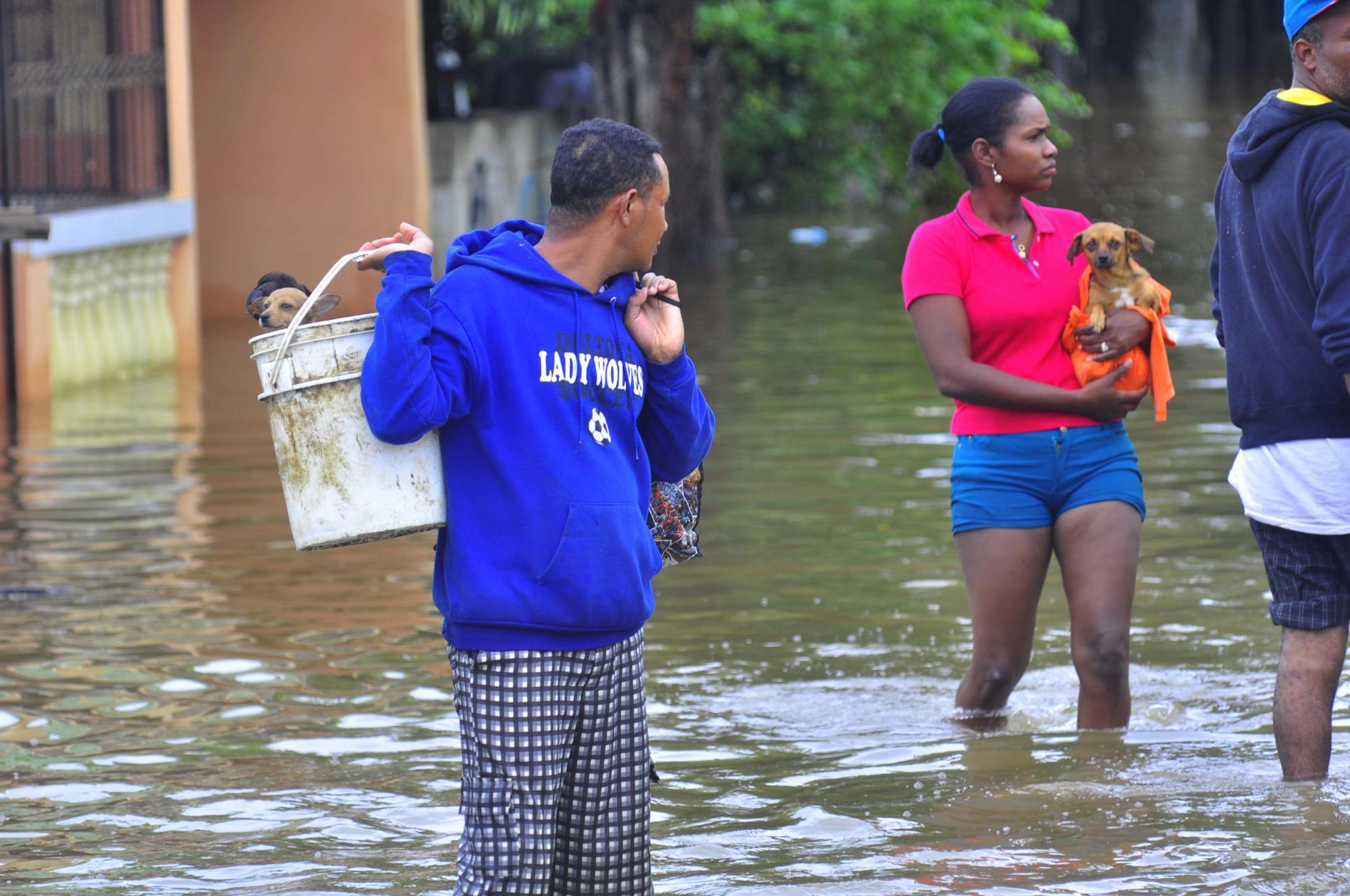 Cientos de casas han resultado afectadas por las inundaciones en Montecristi. 