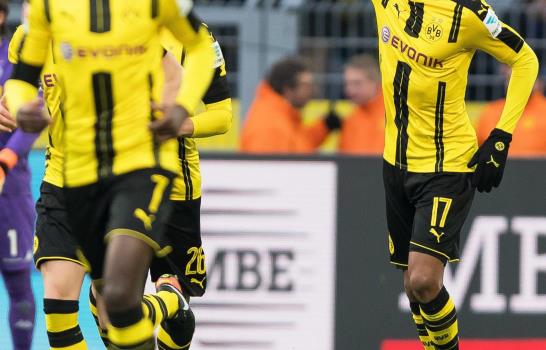 Dortmund golea 4-1 a Moenchengladbach en Bundesliga 