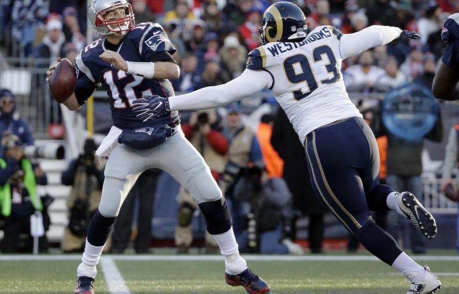 Tom Brady rompe récord de más victorias en la NFL