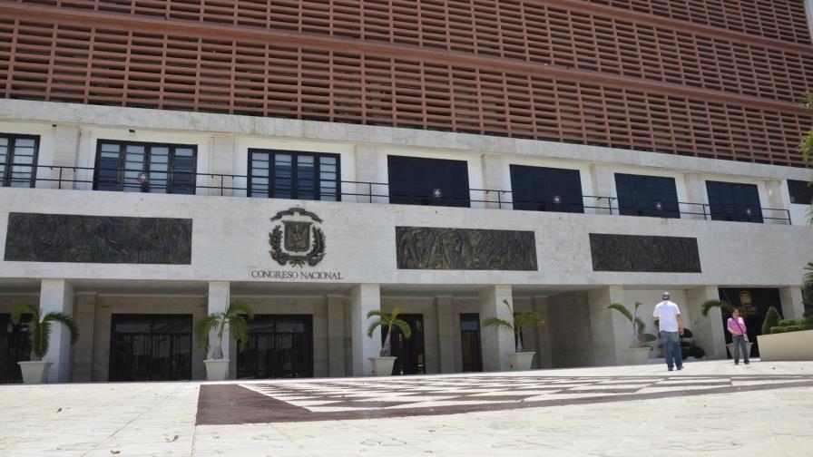 Franco Badía recibirá honores en el Congreso, Ayuntamiento y el PRD