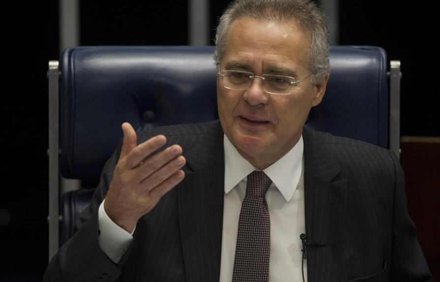 Juez de Corte suprema de Brasil suspende de su cargo al presidente del Senado 