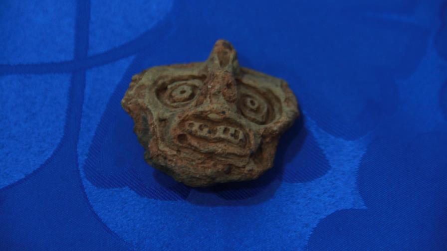 Embajada Estados Unidos devuelve 23 piezas taínas a República Dominicana