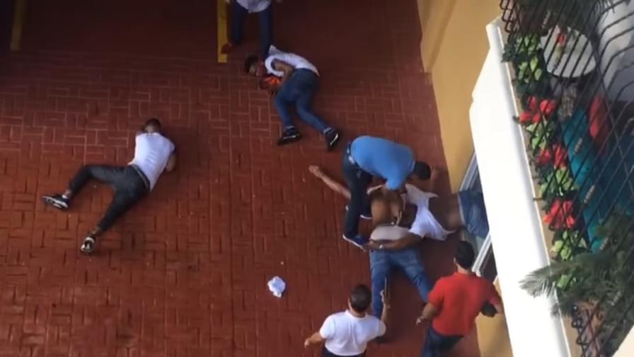 Hombres sorprendidos robando en apartamento de Los Próceres tienen fichas Hombres sorprendidos robando en apartamento de Los Próceres tienen fichas