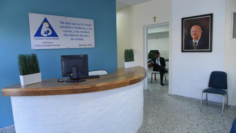 Presidente Danilo Medina asiste a inauguración de hospitales en Santiago