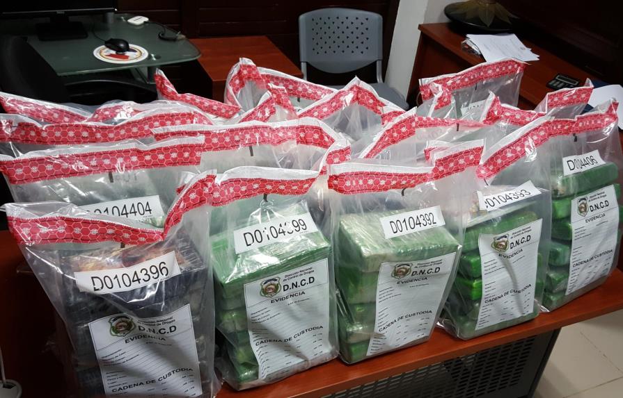 DNCD ocupa 108 paquetes de drogas en Barahona