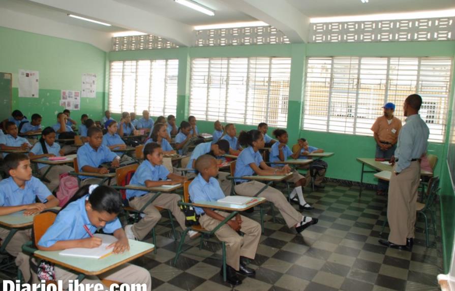 PISA revela padres dominicanos eligen centros de estudios por distancia y costos bajos