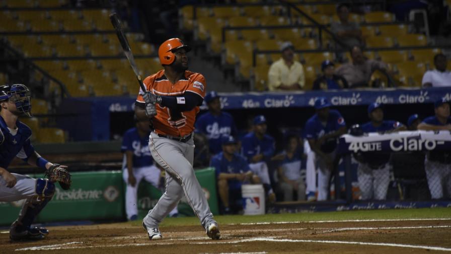 Los Toros dejan en una carrera a los Gigantes por segunda noche corrida