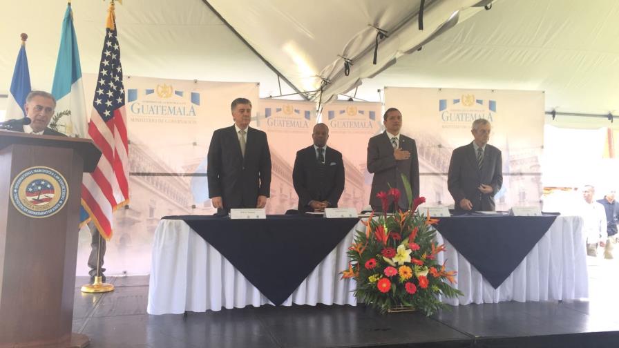 Nombran academia del modelo penitenciario guatemalteco profesor Roberto Santana Nombran academia del modelo penitenciario guatemalteco profesor Roberto Santana