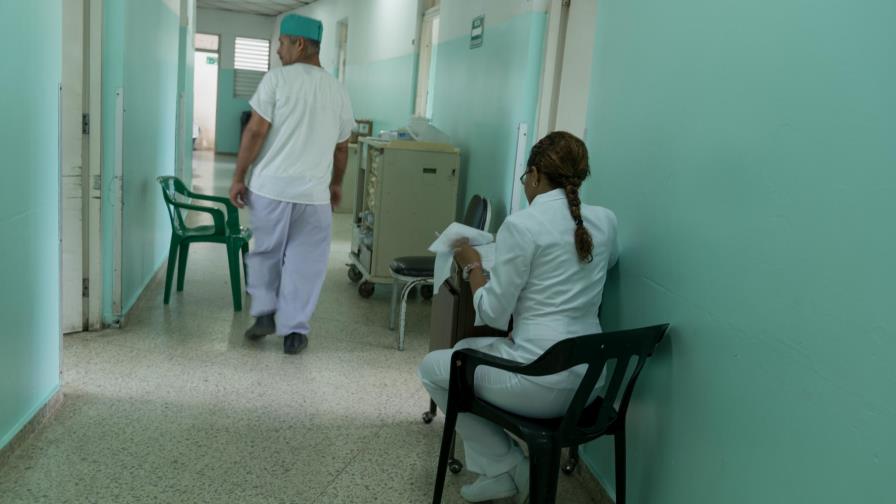 Faltan 50 millones de empleos en el mundo para garantizar atención médica