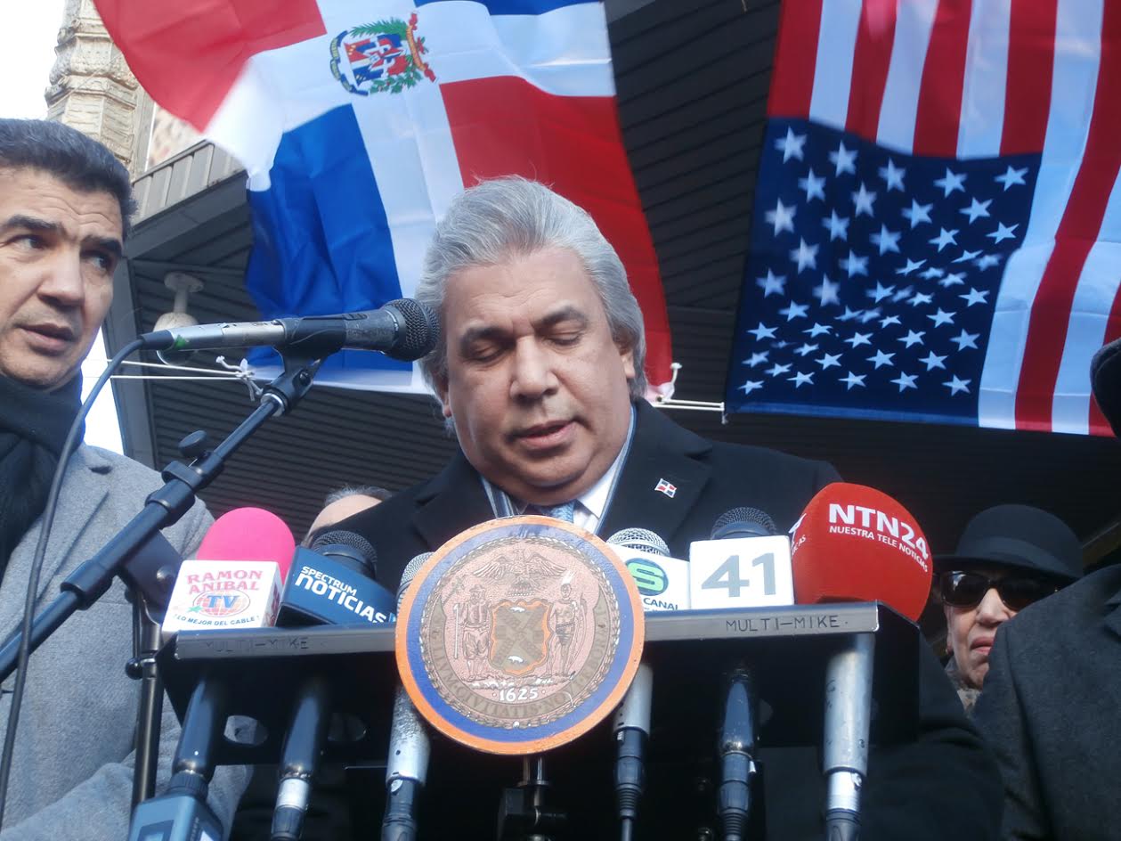 Imágenes de la emotiva ceremonia en la que se rebautizó la calle 175 y avenida Broadway en el Alto Manhattan. 