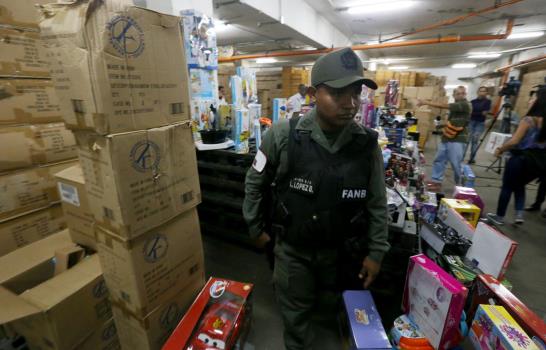 Gobierno venezolano confisca 3,8 millones de juguetes para venderlos por Navidad