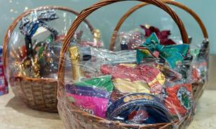 Gobiernos locales destinan millones en canastas y actividades navide&ntilde;as