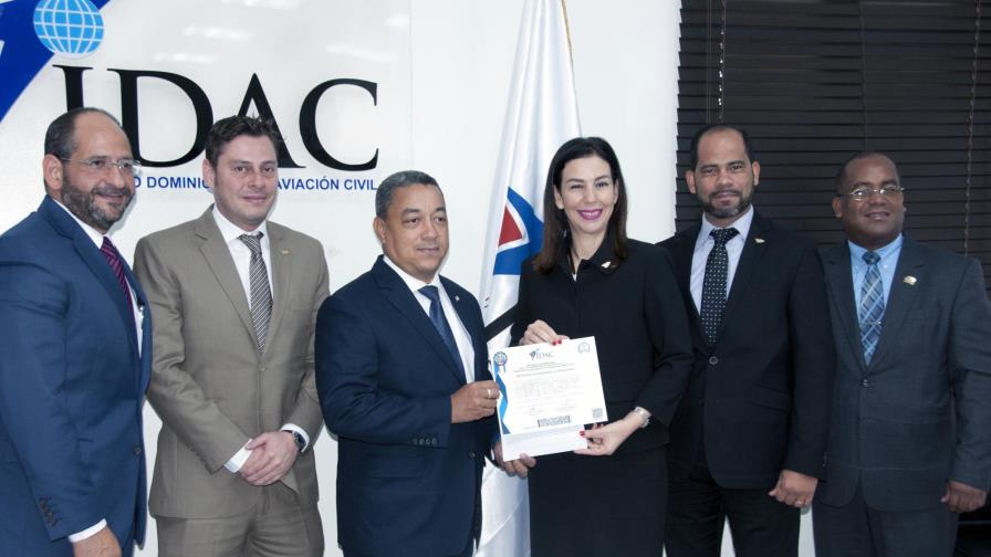Certifican a cuatro aeropuertos del país 