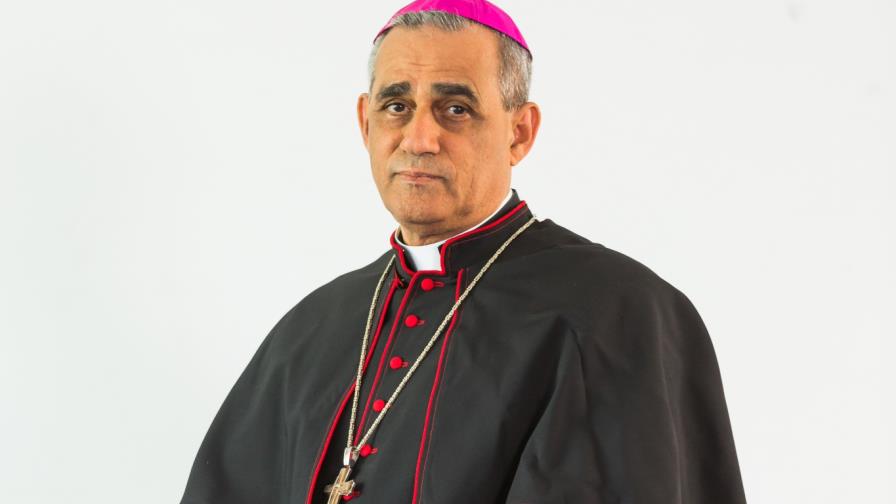 Arzobispo de Santiago califica de regalo navideño nombramiento obispo auxiliar