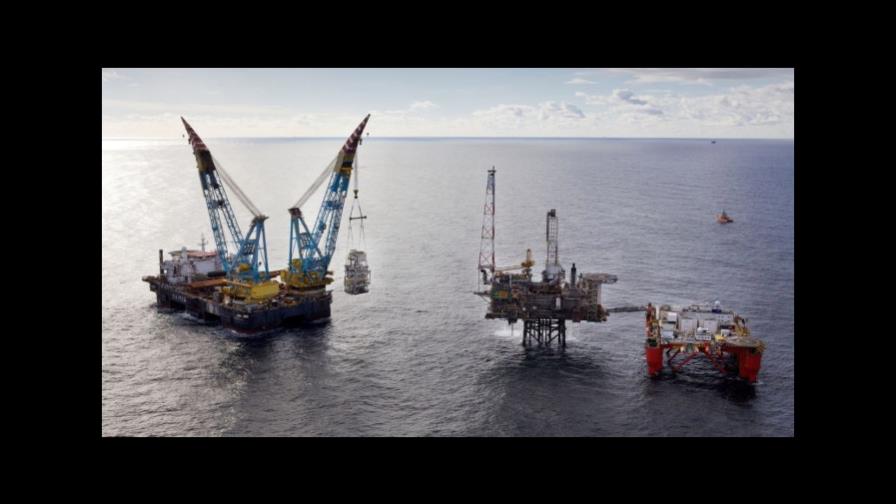 Precio del petróleo de Texas abre con descenso del 1.42 % hasta 52.23 dólares