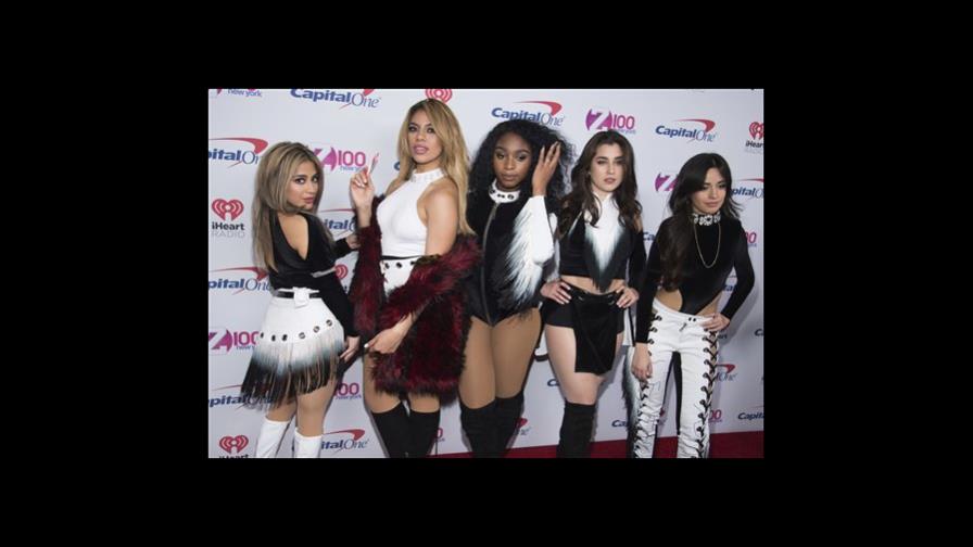 Acusan cantante por posesión de marihuana